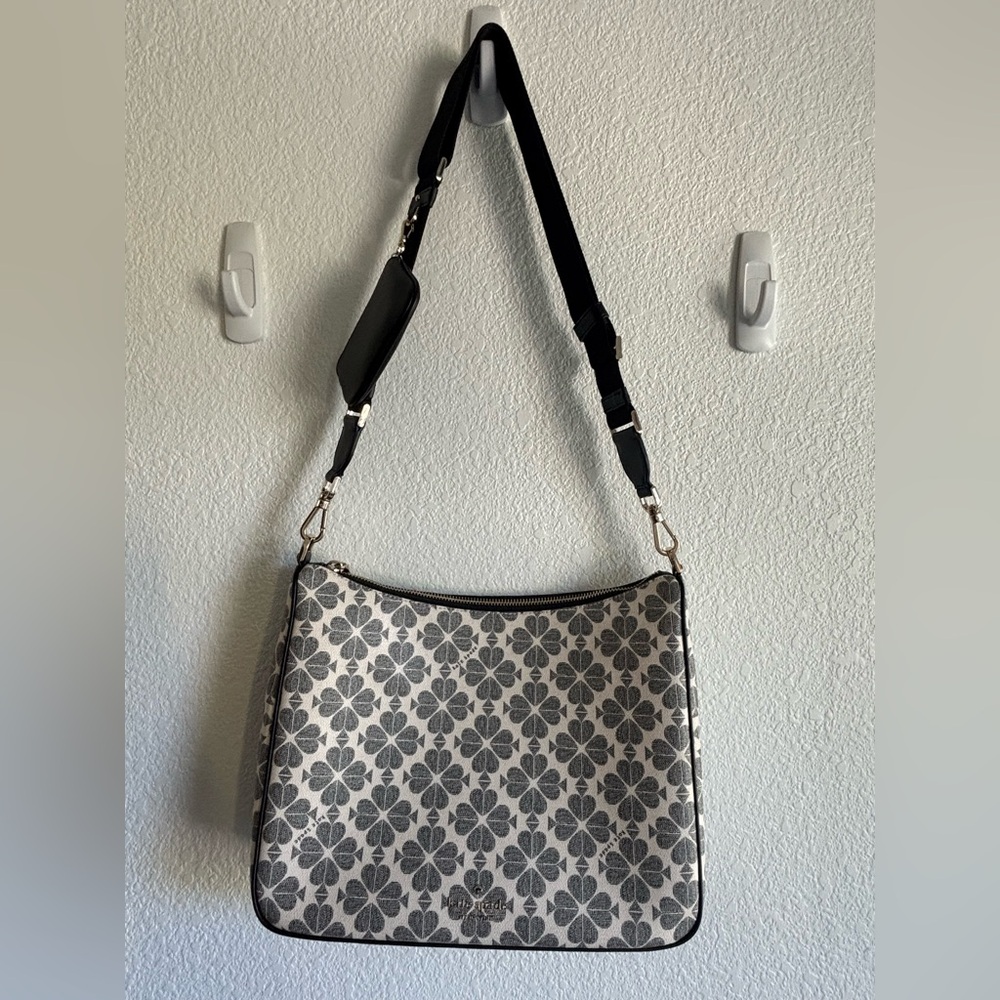 *BUNDLE* NWOT Kate Spade ♠️ Flower Crossbody with Matching Flower Wallet - Picture 2 of 12